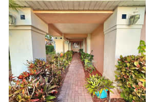 5829 GUENEVERE COURT, ST CLOUD, FL 34772 - MLS#MFRS5137470