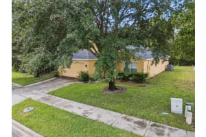 403 SANDY RIDGE DRIVE, DAVENPORT, FL 33896 - MLS#MFRS5137565