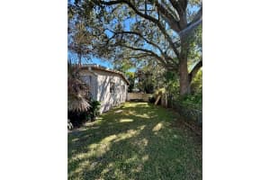 2515 BEAUMONT AVENUE, KISSIMMEE, FL 34741 - MLS#MFRS5137651