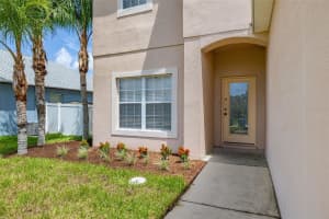 1037 BRENTON MANOR DRIVE, WINTER HAVEN, FL 33881 - MLS#MFRS5137657