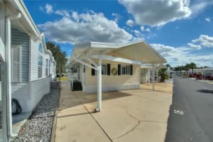 42769 HIGHWAY 27, 16 CHAMPIONSHIP DR #16, DAVENPORT, FL 33837 - MLS#MFRS5137803