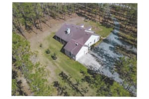 20721 Angels Landing Ct Clermont, FL 34715 - Off Market
