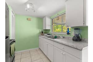 4045 CASTLEGATE DRIVE, ORLANDO, FL 32839 - MLS#MFRS5137937