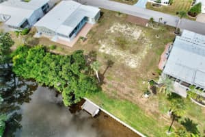 65 KING ARTHUR DRIVE, NOKOMIS, FL 34275 - MLS#MFRS5138055