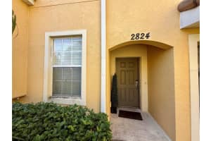 2824 Oakwater Dr #2824, KISSIMMEE