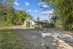429 DIAMOND ACRES ROAD, DAVENPORT, FL 33837 Sold 12/15/25