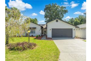 10 SANDALWOOD DRIVE, DAVENPORT, FL 33837 - MLS#MFRS5138127