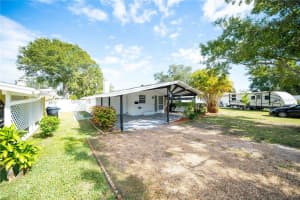 851 76TH AVENUE, ST PETERSBURG, FL 33702 - MLS#MFRS5138152