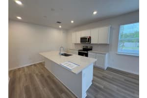 11200 BLUE BAY DRIVE, ORLANDO, FL 32832 - MLS#MFRS5138226