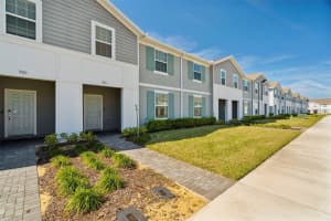 926 PARADISE DRIVE, DAVENPORT, FL 33897 - MLS#MFRS5138229