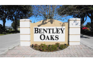 104 BENTLEY OAKS BOULEVARD, AUBURNDALE, FL 33823 - MLS#MFRS5138271