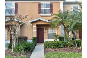 612 Chelsea Dr, DAVENPORT