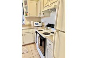 8830 DUNES COURT, KISSIMMEE, FL 34747 - MLS#MFRS5138392