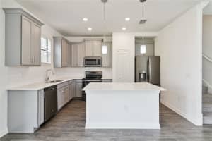 1318 ROYAL ST GEORGE BOULEVARD, DAVENPORT, FL 33896 - MLS#MFRS5138533