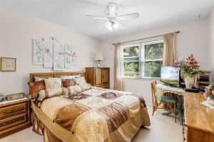 32537 OAK PARK DRIVE, LEESBURG, FL 34748 - MLS#MFRS5138556