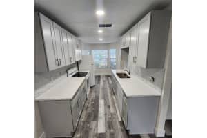 2048 WATERLEAF ST STREET, ORLANDO, FL 32837 - MLS#MFRS5138570