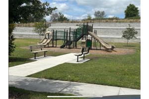 662 STONEY POINT CIRCLE, DAVENPORT, FL 33896 - MLS#MFRS5138651