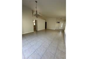 2112 MALLARD CREEK CIRCLE, KISSIMMEE, FL 34743 - MLS#MFRS5138804