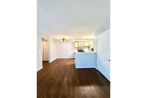 2102 CASCADES BOULEVARD, KISSIMMEE, FL 34741 - MLS#MFRS5138849