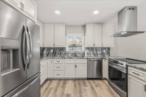 5322 LISA AVENUE, LAKELAND, FL 33813 - MLS#MFRS5139159