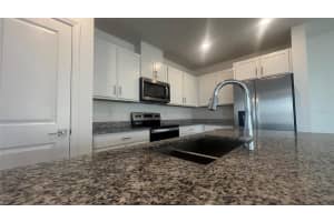 692 STONEY POINT CIRCLE, DAVENPORT, FL 33896 - MLS#MFRS5139173