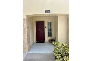 2704 CLUB CORTILE CIRCLE, KISSIMMEE, FL 34746 - MLS#MFRS5139176