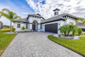 2592 Heritage Green Ave, DAVENPORT