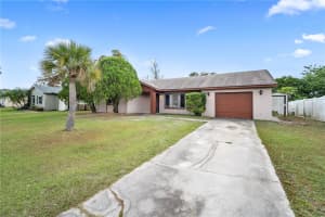 128 HOLLYHOCK COURT, KISSIMMEE, FL 34743 - MLS#MFRS5139650