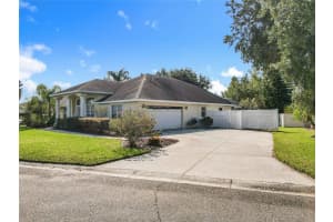 716 SANTA MARIA DR, WINTER HAVEN, FL 33884 - MLS#MFRS5139735