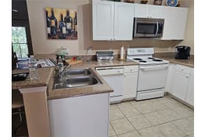 8815 GRAND PALMS CIRCLE, KISSIMMEE, FL 34747 - MLS#MFRS5139873