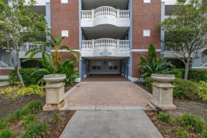 1100 Sunset View Cir #302, REUNION