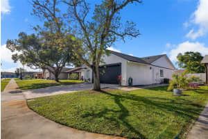 11420 TAURUS COURT, ORLANDO, FL 32837 - MLS#MFRS5139908