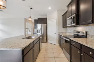 8016 PENROSE PLACE, WILDWOOD, FL 34785 - MLS#MFRS5140082