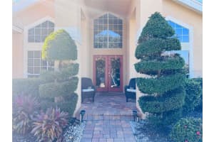 1144 PALM COVE DRIVE, ORLANDO, FL 32835 - MLS#MFRS5140154