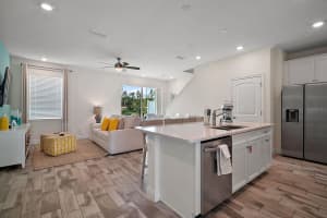 8174 COCONUT PLACE, KISSIMMEE, FL 34747 - MLS#MFRS5140168