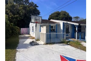 1724 RILEY AVENUE, ORLANDO, FL 32805 - MLS#MFRS5140183