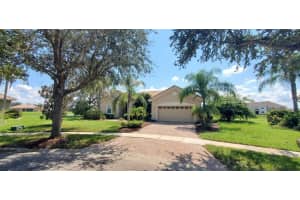 3712 GREENCREST COURT, KISSIMMEE, FL 34746 - MLS#MFRS5140216