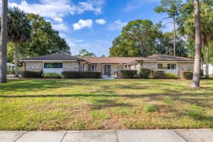 204 BLUE LAKE DRIVE, LONGWOOD, FL 32779 - MLS#MFRS5140226