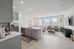 634 LONGBOAT DRIVE, DAVENPORT, FL 33896 - MLS#MFRS5140314