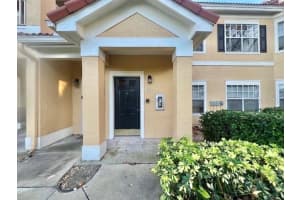 424 Arbor Lakes Cir #424, SANFORD