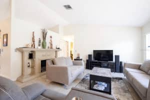 836 ALPINE COURT, KISSIMMEE, FL 34758 - MLS#MFRS5140539