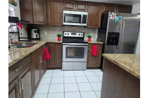 2346 RIO PINAR LAKES BOULEVARD, ORLANDO, FL 32822 Sold 01/30/26