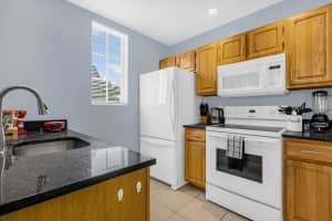 4013 VENETIAN BAY DRIVE, KISSIMMEE, FL 34741 - MLS#MFRS5140700