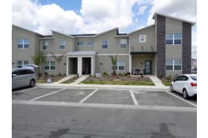 956 Leader St, DAVENPORT