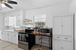 700 28TH STREET, ORLANDO, FL 32805 - MLS#MFRS5140859