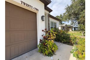 22 DEACON JONES BOULEVARD, ORLANDO, FL 32810 - MLS#MFRS5140989