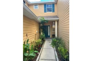 8961 IRON OAK AVENUE, TAMPA, FL 33647 - MLS#MFRS5141099