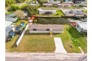 411 LAGOON COURT, KENANSVILLE, FL 34739 - MLS#MFRS5141121