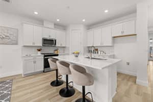 995 FIESTA KEY CIRCLE, LADY LAKE, FL 32159 - MLS#MFRS5141253