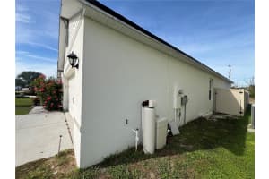 1143 CAMBRIDGE DRIVE, WINTER HAVEN, FL 33881 - MLS#MFRS5141510